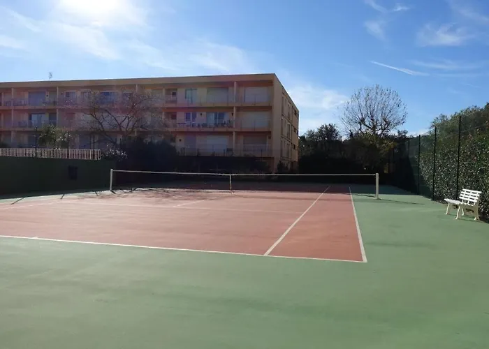Cyclades Dans Piscine Tennis Boulodrome Lägenhet *